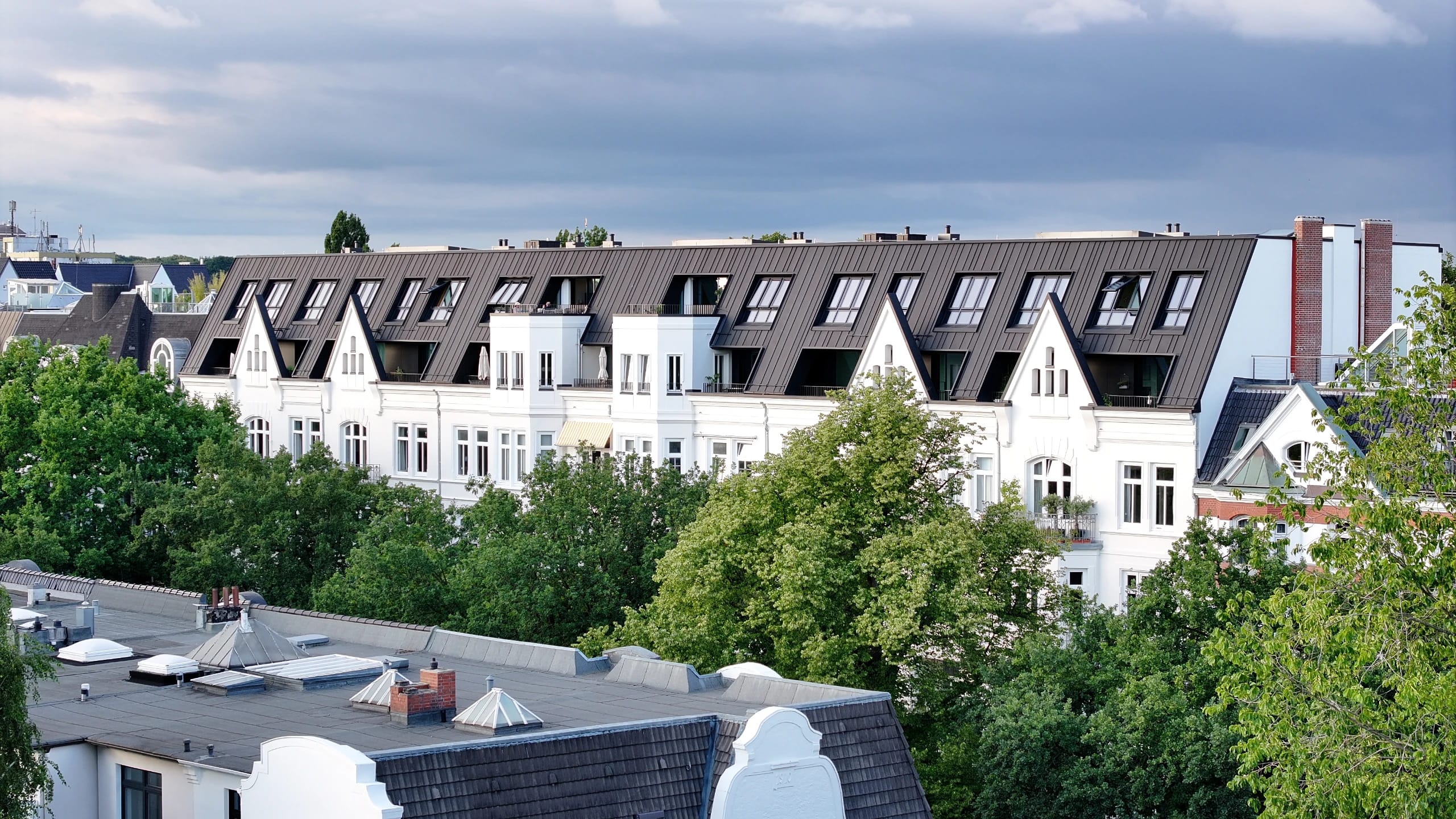 Living with a Wide View over Winterhude